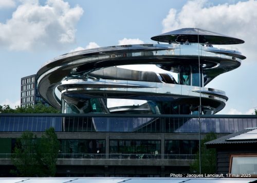 Tornado, Musée Fenix, Rotterdam, Pays-Bas