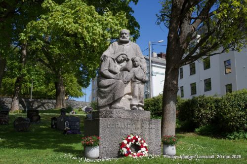 Mémorial aux morts de la Deuxième Guerre mondiale, Ålesund, Norvège