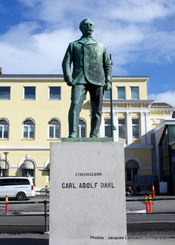 Monument Carl Adolf Dahl, Brattøra, Trondheim, Norvège