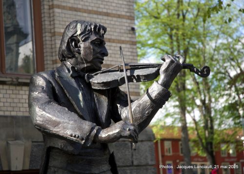 Monument Arve Tellefsen, Trondheim, Norvège