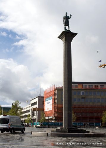 Colonne Olaf Tryggvason, Torvet, Trondheim, Norvège