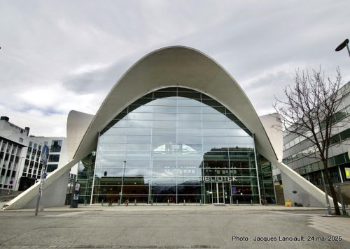 Bibliothèque, Tromsø, Norvège