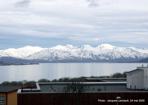 Montagnes, Tromsø, Norvège