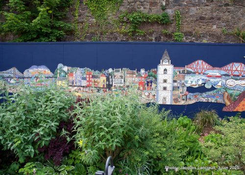 The South Queensferry Mosaic Mural, South Queensferry, Écosse, Royaume-Uni