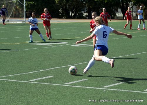 Cégep de Trois-Rivières c. Collège Dawson, soccer féminin, 21 septembre 2025