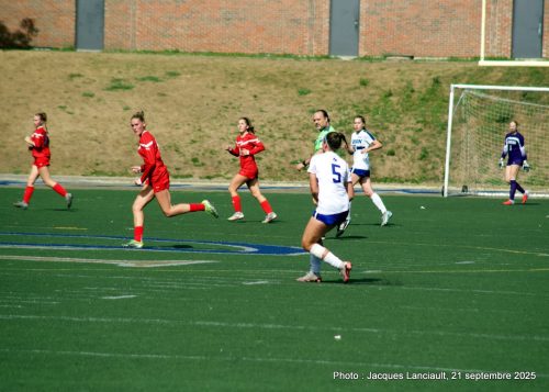Cégep de Trois-Rivières c. Collège Dawson, soccer féminin, 21 septembre 2025