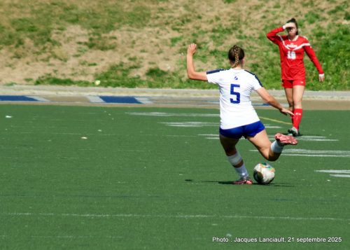 Cégep de Trois-Rivières c. Collège Dawson, soccer féminin, 21 septembre 2025