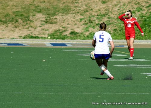 Cégep de Trois-Rivières c. Collège Dawson, soccer féminin, 21 septembre 2025