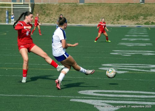 Cégep de Trois-Rivières c. Collège Dawson, soccer féminin, 21 septembre 2025
