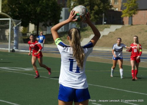 Cégep de Trois-Rivières c. Collège Dawson, soccer féminin, 21 septembre 2025