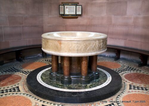Fonts baptismaux, Cathédrale Sainte-Anne, Belfast, Irlande du Nord, Royaume-Uni