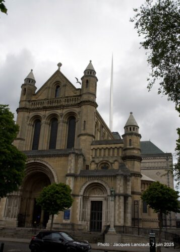 Flèche de l’Espoir, cathédrale Sainte-Anne, Belfast, Irlande du Nord, Royaume-Uni