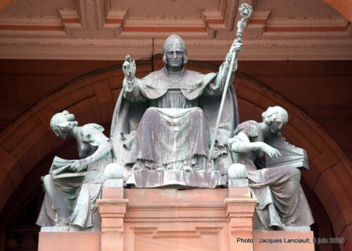 Saint Mungo, Kelvingrove Art Gallery and Museum, Glasgow, Écosse, Royaume-Uni