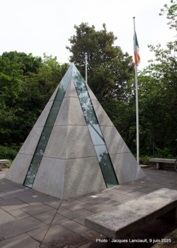 "Mémorial national aux membres des forces de défense, Merrion Square, Dublin, République d’Irlande