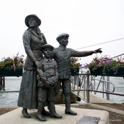 Monument Annie Moore, Cobh, République d’Irlande