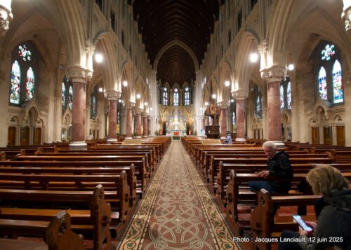 Nef, cathédrale Saint Colman, Cobh, République d’Irlande