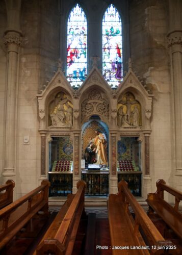 Autel latéral, cathédrale Saint Colman, Cobh, République d’Irlande