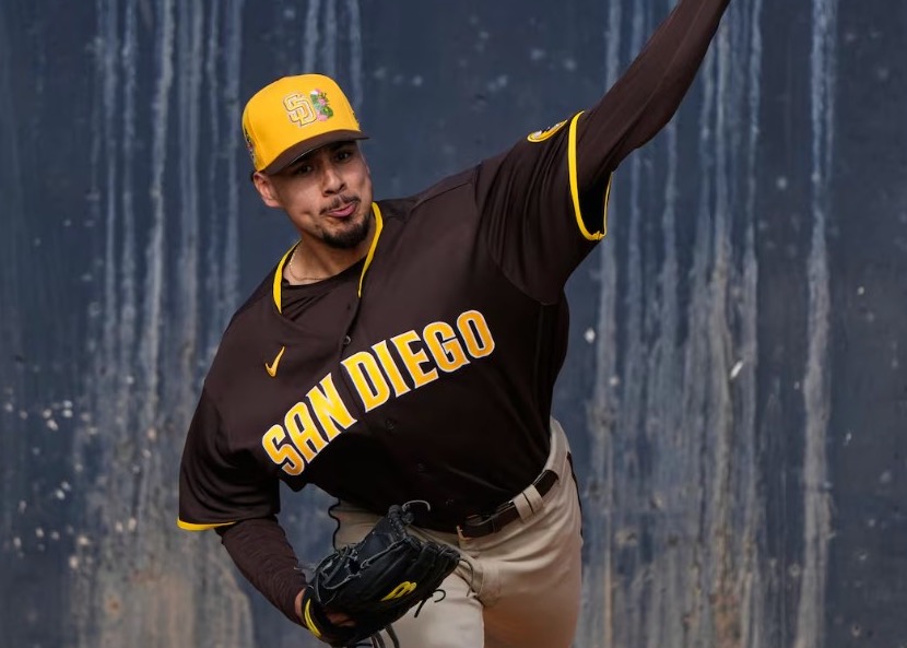 Miguel Cienfuegos, El Paso Chihuahuas, AAA - Padres de San Diego