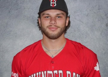 Baseball estival hors-Québec - Justin Anctil se rend 3 fois sur les buts !