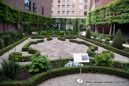 Jardin du Musée Willet-Holthuysen, Amsterdam, Pays-Bas