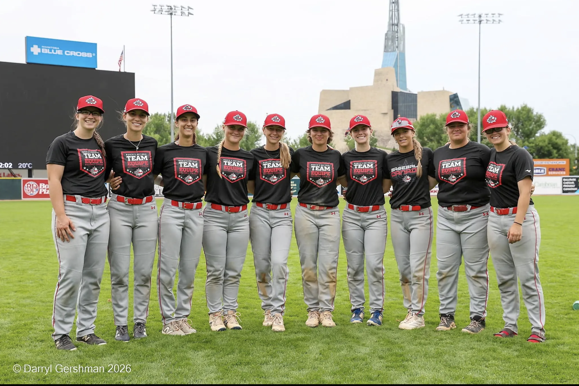 Le hockey devrait s’inspirer du baseball féminin