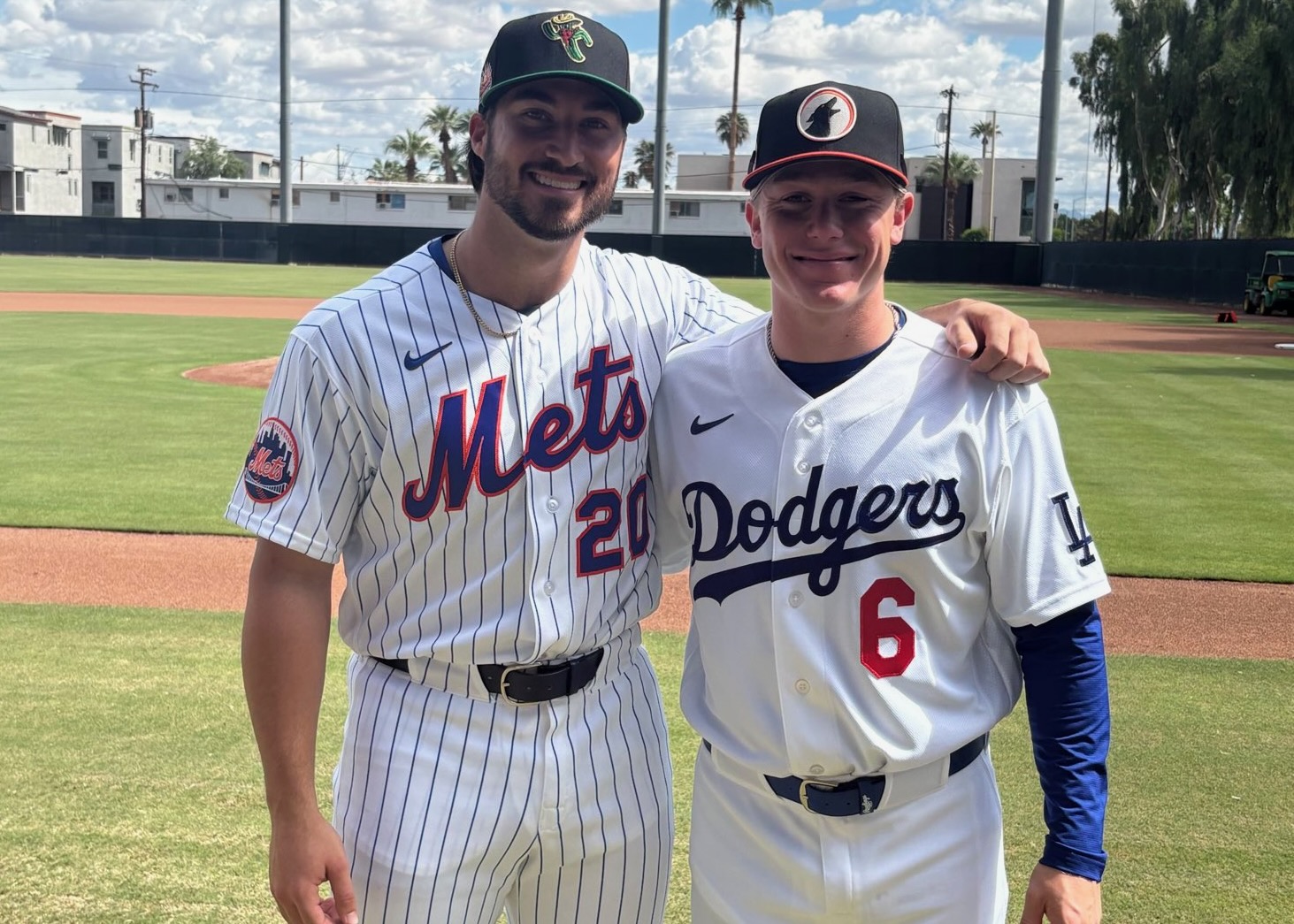 Peyton Prescott et Charles Davalan, deux joueurs de la Ligue d'automne de l'Arizona